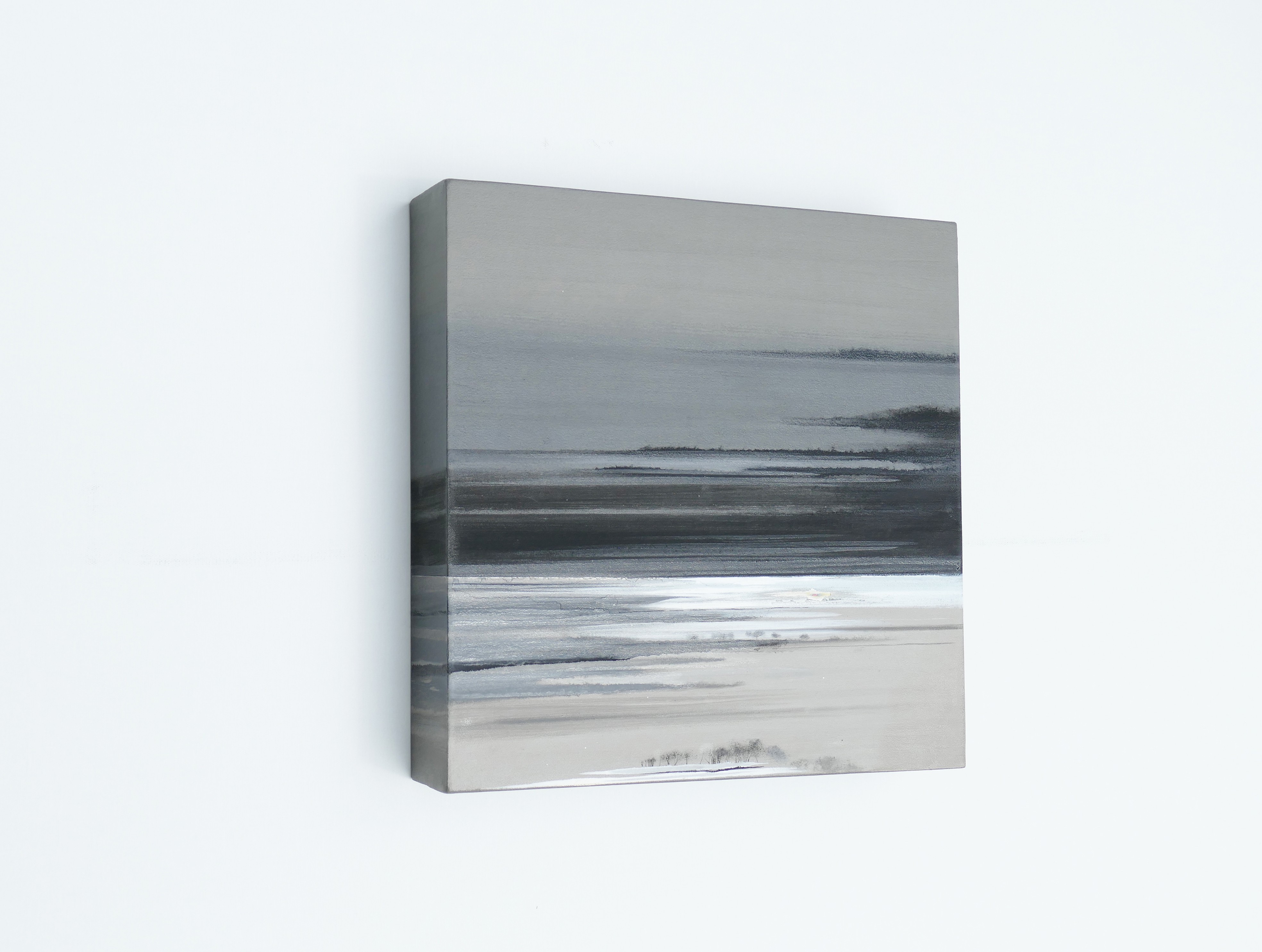B567 . 40x40x7